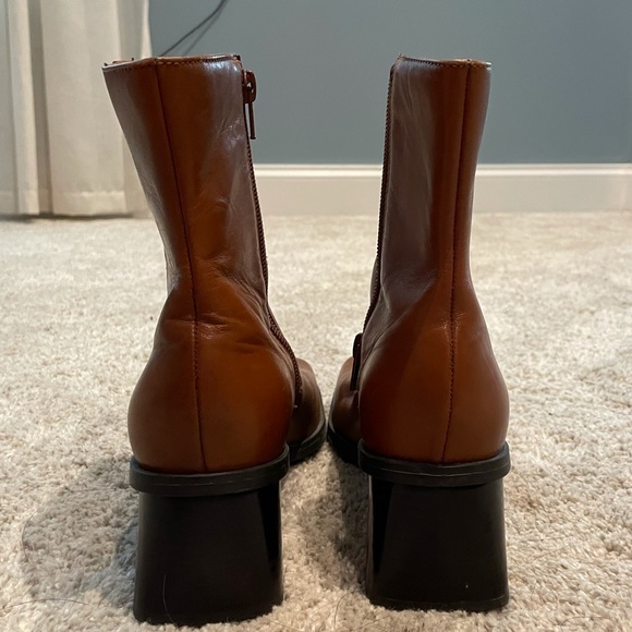 Naturalizer booties - Picture 2 of 5